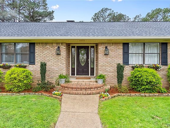 3rd image of 11270 Maxwell Loop Rd