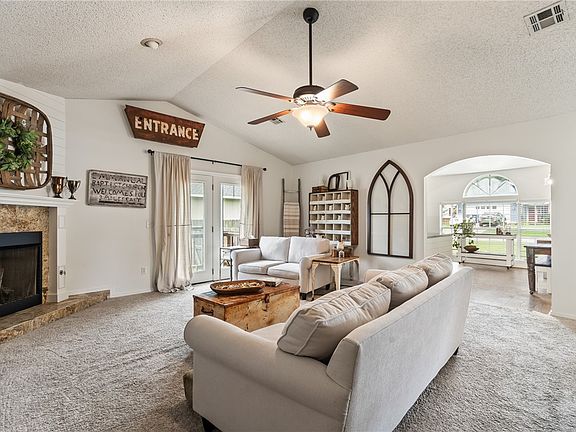 4th image of 114 Cordes Dr