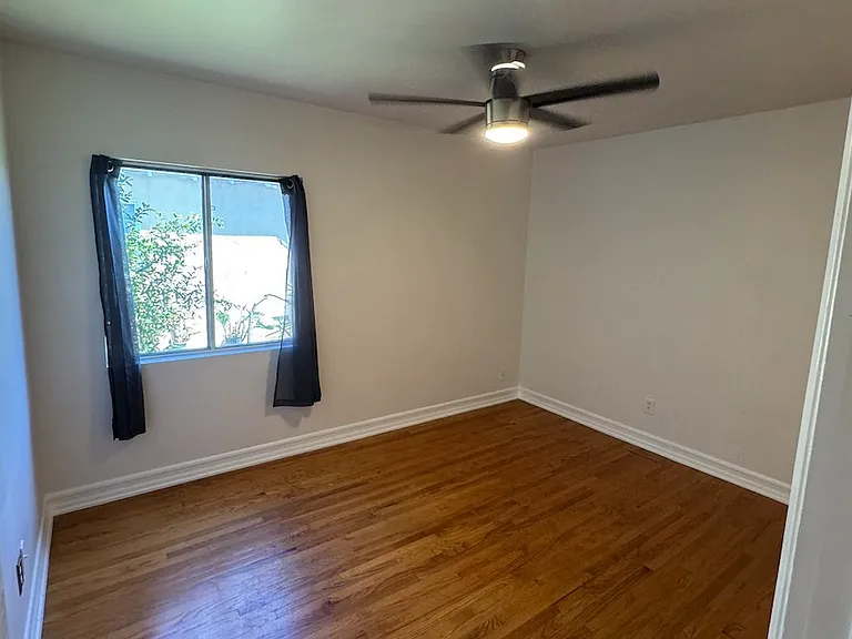 8330 La Villa St — Photo 10