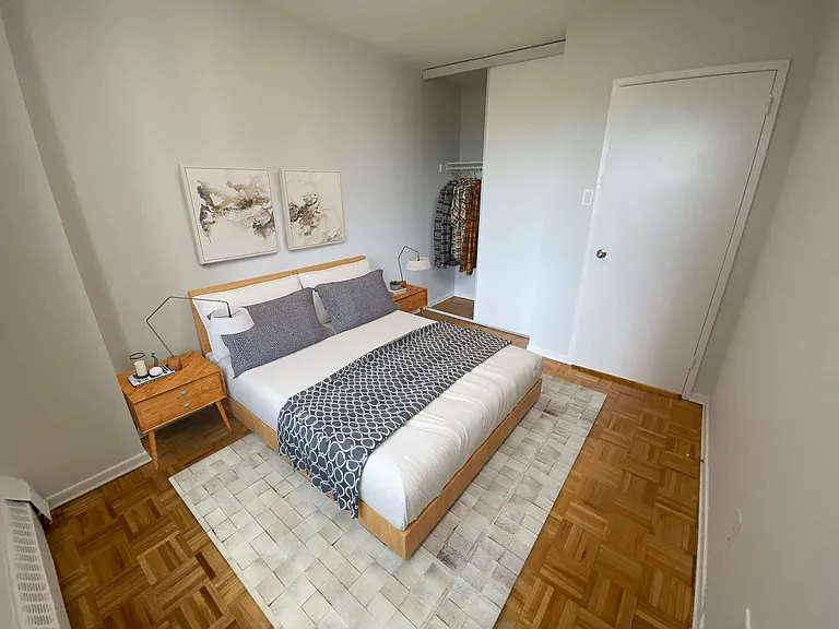 77 Davisville Ave — Photo 10