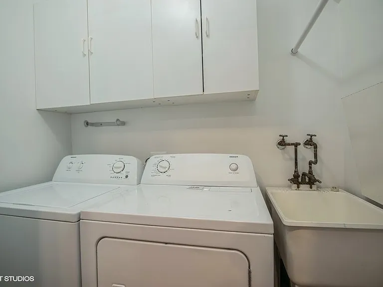 2537 N Wayne Ave #1R — Photo 8