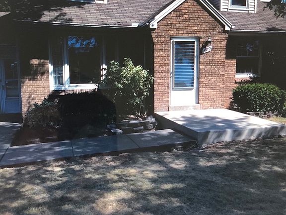 Front view w: new porch 2014