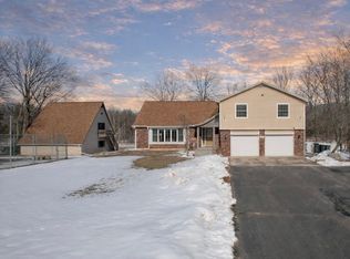 N570 W Fairland Cir, Menominee, MI 49858