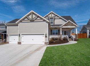 814 Charing Cross, Cave Springs, AR 72718