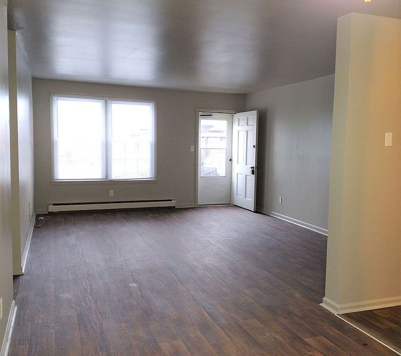 1st image of 1150 S Water Ave APT 15