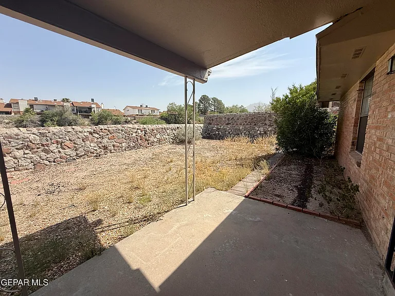 7113 El Cajon Dr — Photo 28