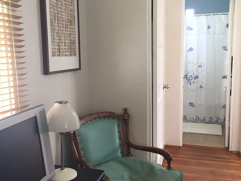 720 Salem Ct — Photo 20