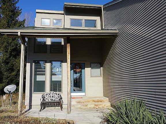 2nd image of 1600 N Dade Dr