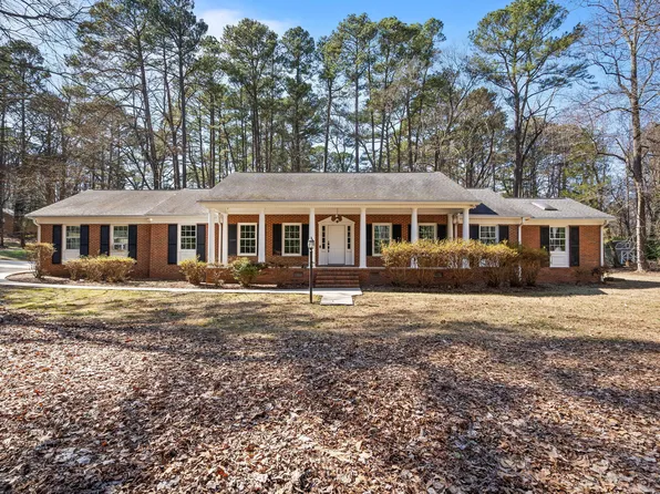 4913 Stillmeadow Rd, Raleigh, NC 27604