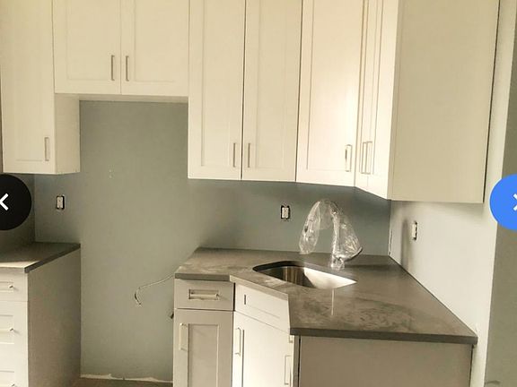 3rd image of 840 E 156th St APT 4