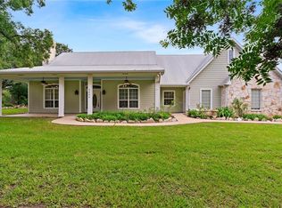 3069 Fm 1704, Elgin, TX 78621