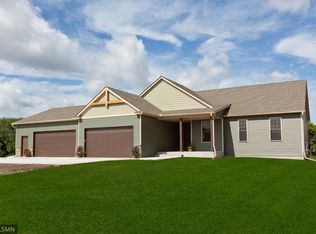33058 Fenway Ave, Stacy, MN 55079