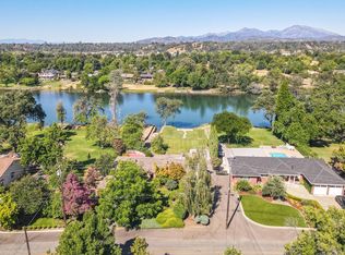 3274 Wilshire Dr, Redding, CA 96002