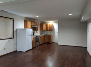 9115 Sand Point Way NE UNIT B, Seattle, WA 98115