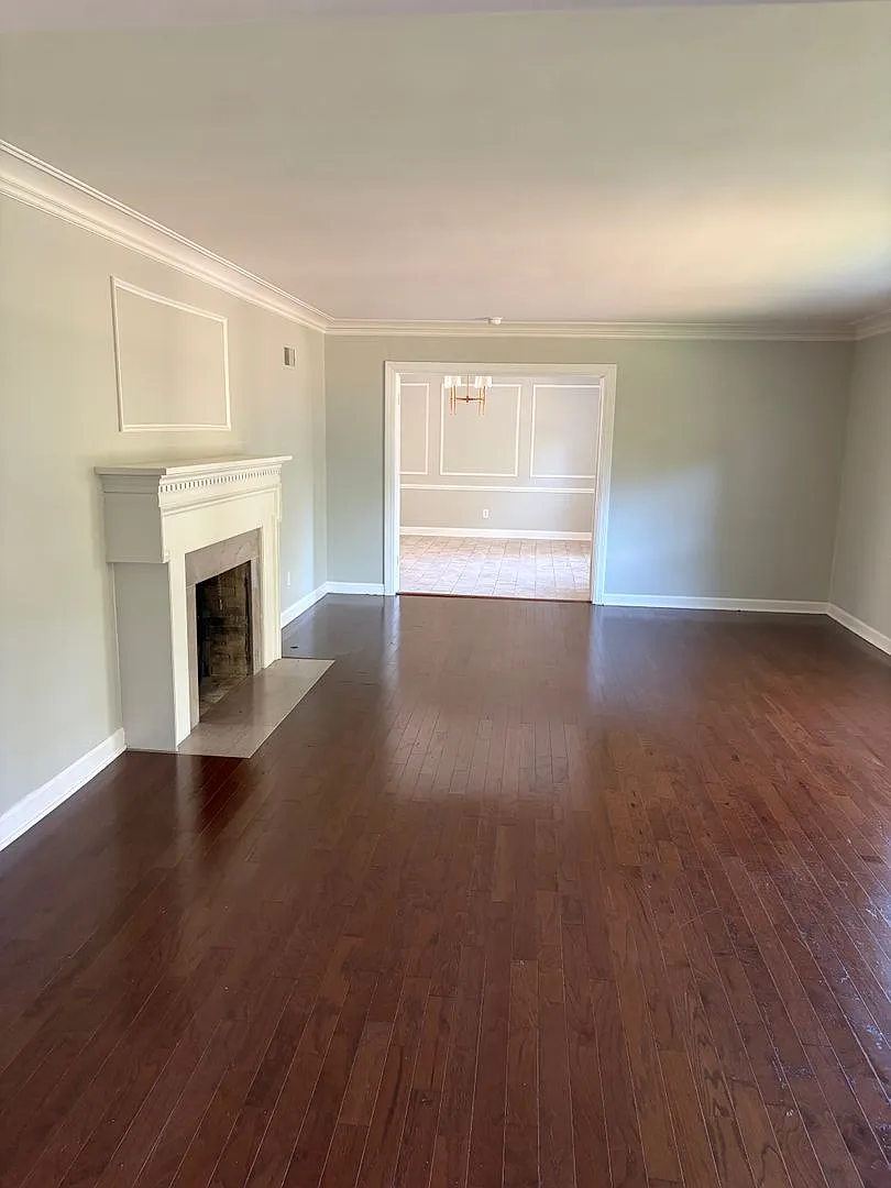 Beautiful 3 Bedroom and 2.5 Bathroom — Photo 4