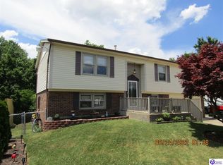 100 Kentucky Cir, Radcliff, KY 40160