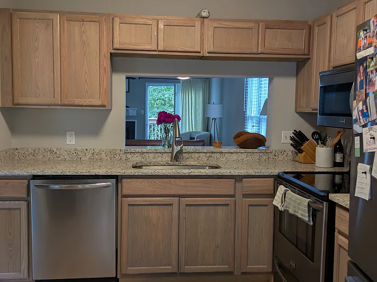 4634 Townesbury Ln — Photo 3