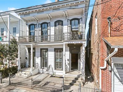 1611-13 Prytania St, New Orleans, LA, 70130