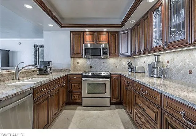 2 bed, 1633 sqft, $10,000 — Photo 4