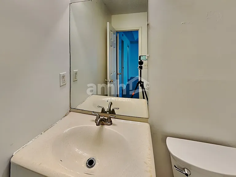 2442 Country Lake Ln — Photo 11
