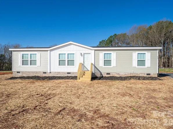 808 W Eagleview Ln, Lawndale, NC 28090