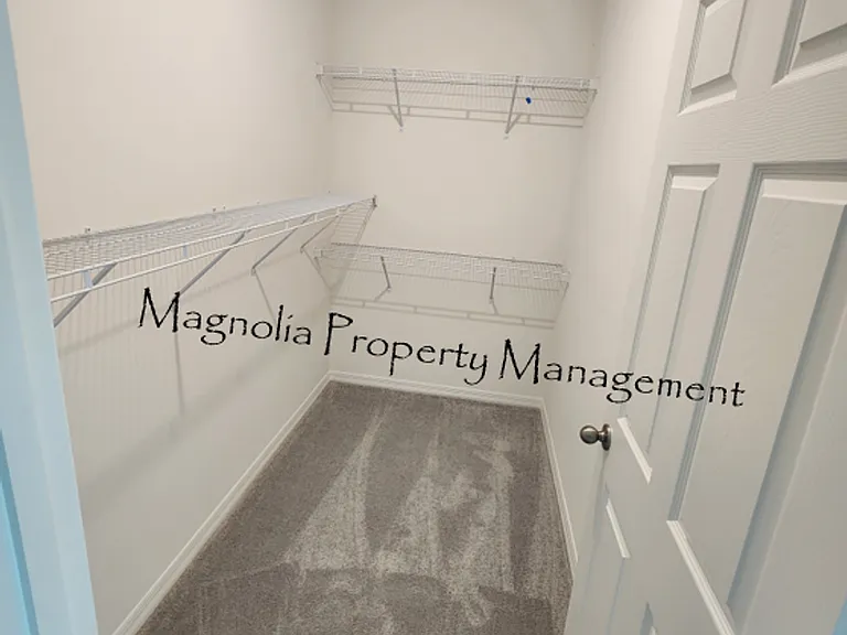 768 Richmond Estate Ave — Photo 3