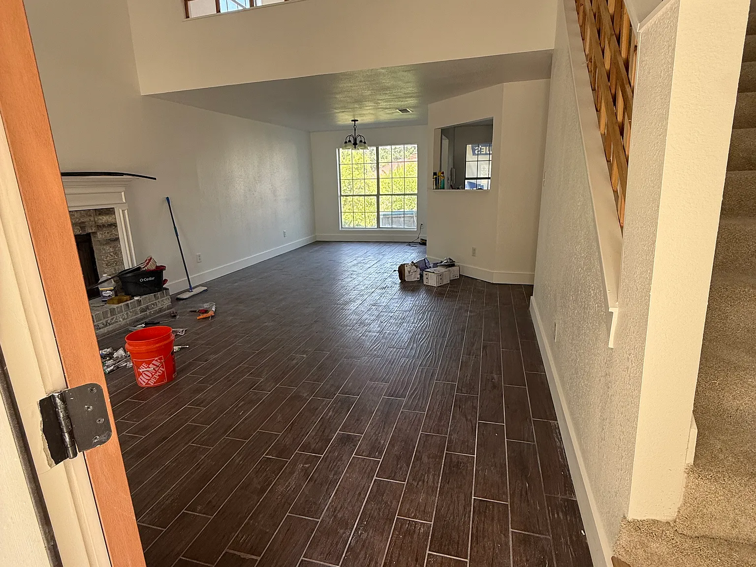 3 bed, 2.5 bath, 1793 sqft, $1,775 — Photo 3
