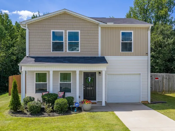 301 Long Grove Ln, Greer, SC 29650