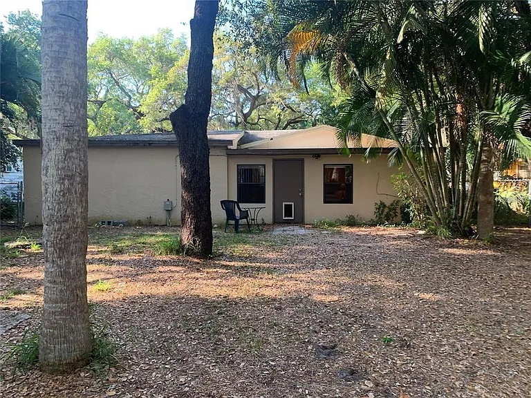 23094 Central Ave — Photo 23