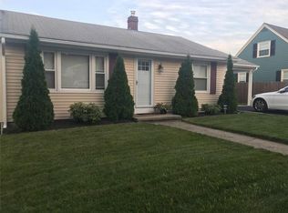 200 Curry Rd, Cranston, RI 02920
