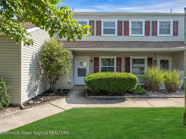 14 Chesapeake Court, Barnegat, NJ 08005