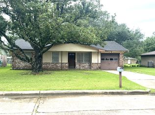 1722 Briar Ln, Wharton, TX 77488