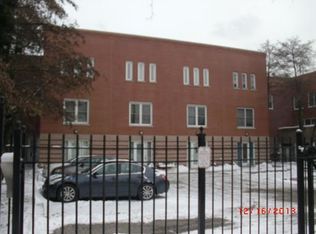 931 N Racine Ave #B, Chicago, IL 60642