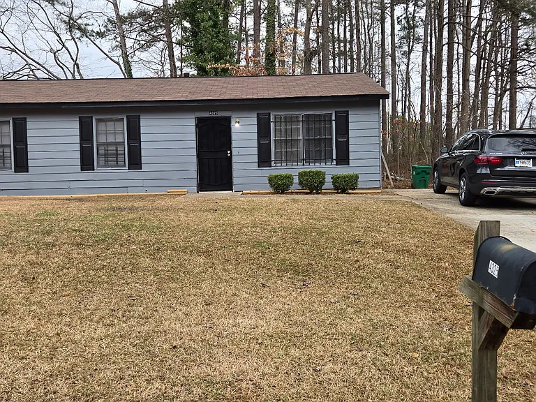 4325 Lincolndale Dr — Photo 10