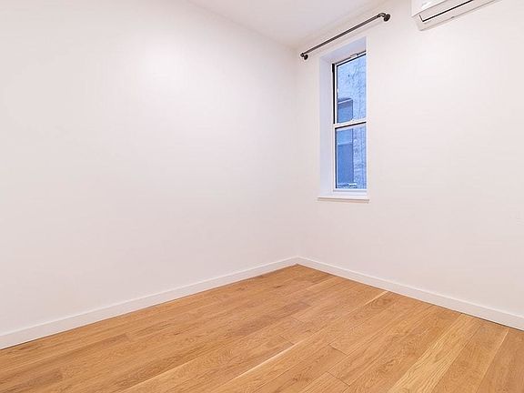 5th image of 820 Marcy Ave #2A