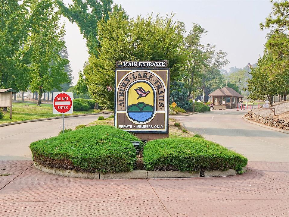 1st image of 1620 American River Trl