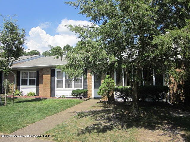1st image of 71C Cambridge Cir