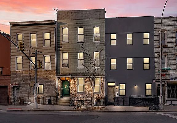 3rd image of 425 Metropolitan Ave