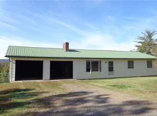 5196 Walker Chapel Rd, Morganton, NC 28655