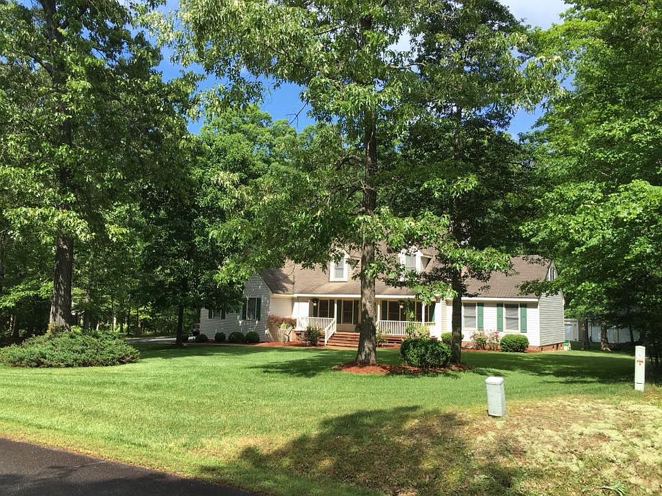 11133 Grantier Cir, Wakefield, VA 23888 | Zillow