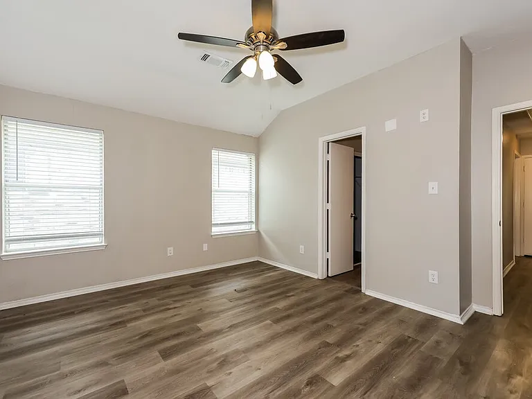 2628 Hidden Springs Dr — Photo 9