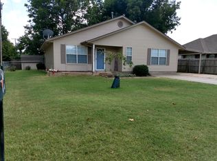 402 W Oak, Tuttle, OK 73089