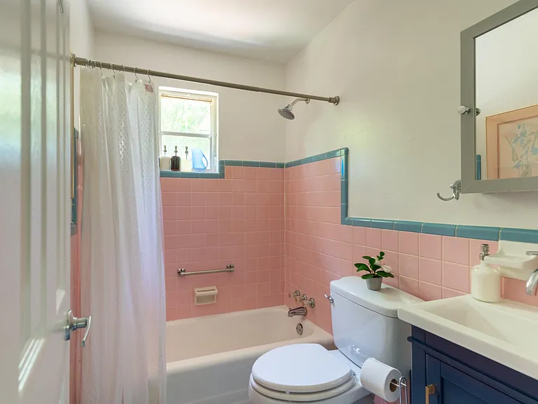 56 S Whitney St — Photo 7