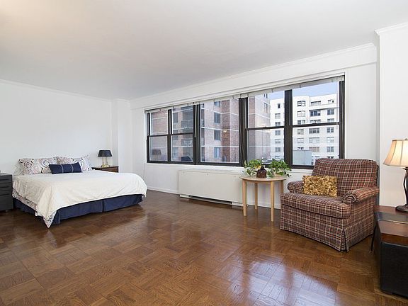 4th image of 505 E 79th St APT 9H