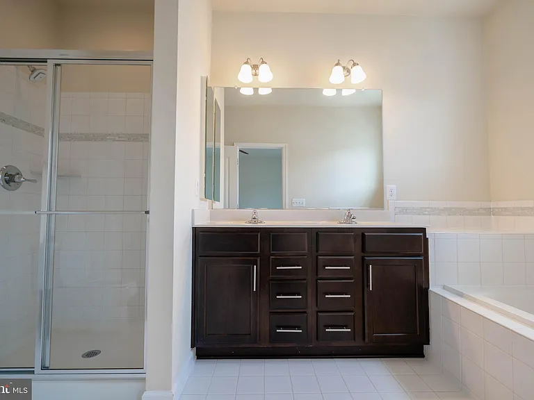 5004 Forest Pines Dr — Photo 22