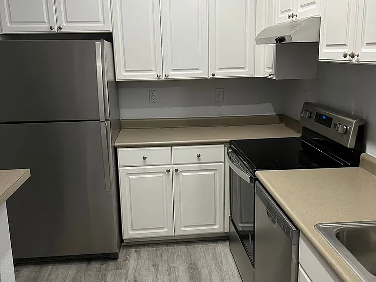 402 S Armenia Ave #114 — Photo 14