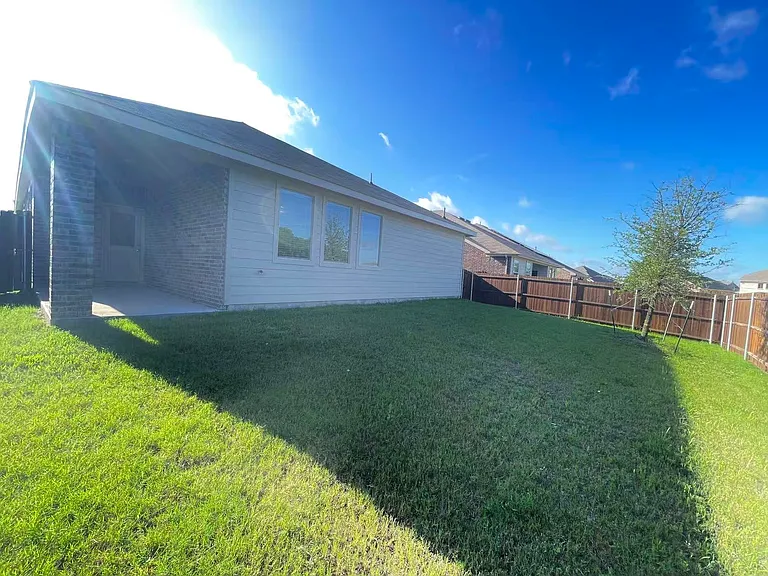 8413 Butterfly Ln — Photo 19