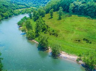 359 Dry Valley Rd, Thorn Hill, TN 37881