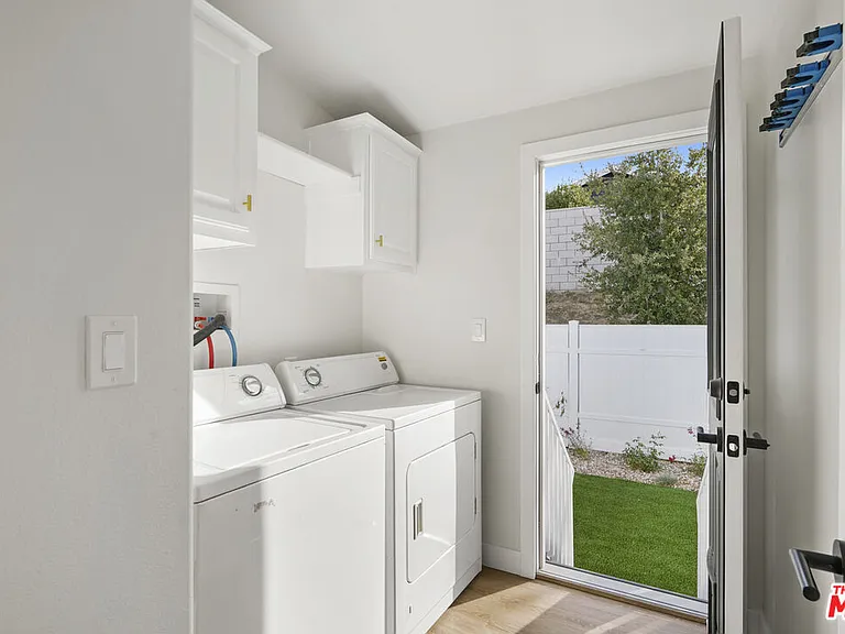 30473 Mulholland Hwy #109 — Photo 14
