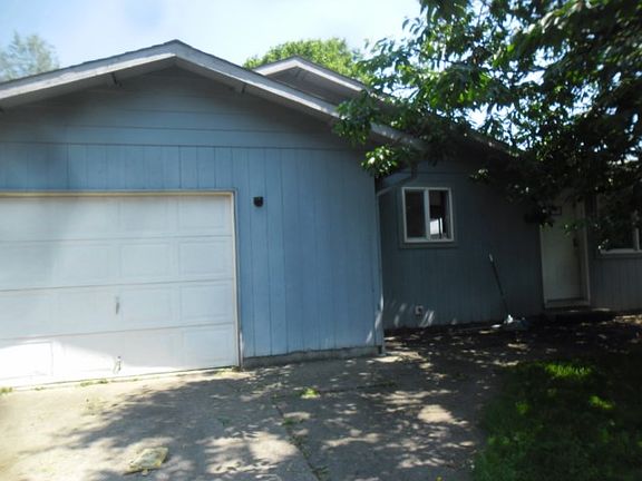 3rd image of 1103 Borthwick St